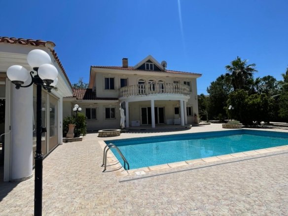 Limassol Property Spacious Five Bedroom Villa
