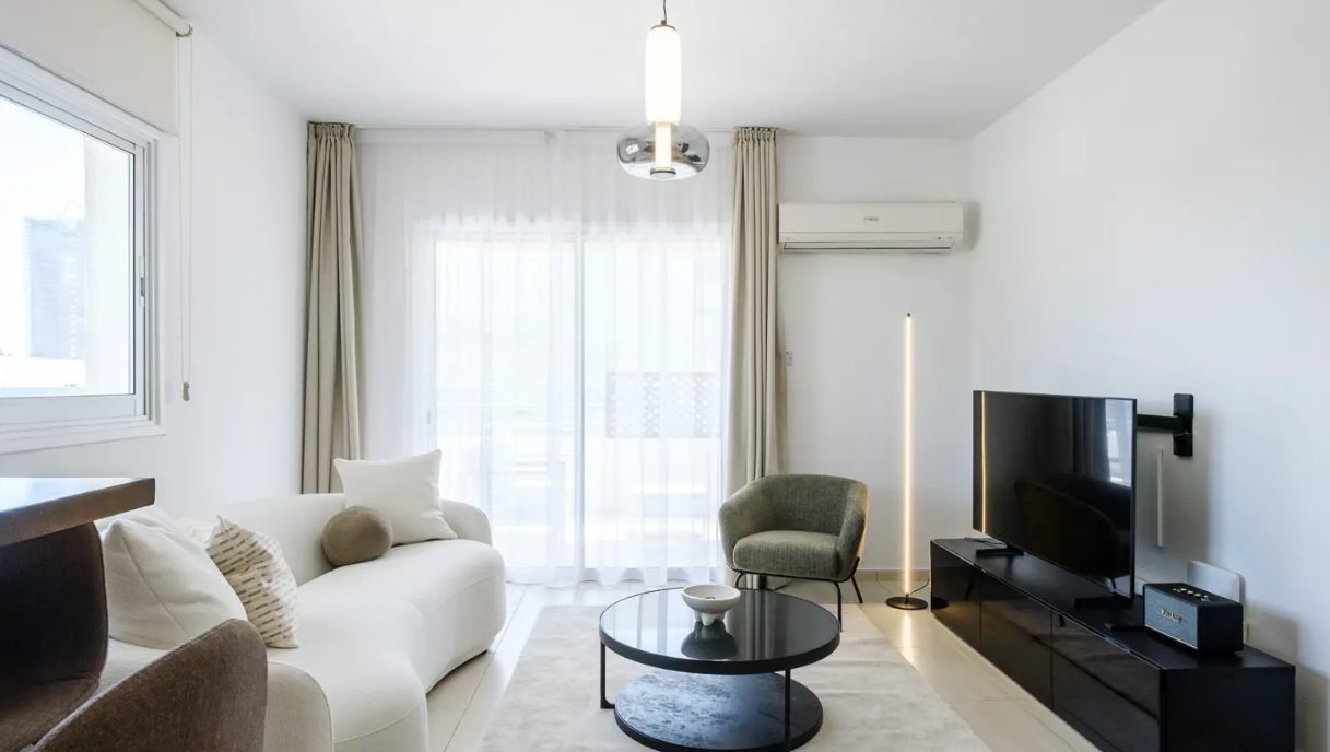 apartment-for-rent-in-limassol-1.png Limassol Property Stylish Three Bedroom Apartment