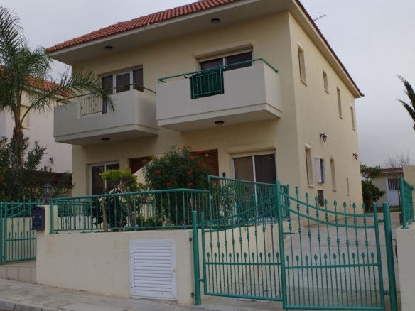 Limassol Property Charming Three Bedroom Maisonette