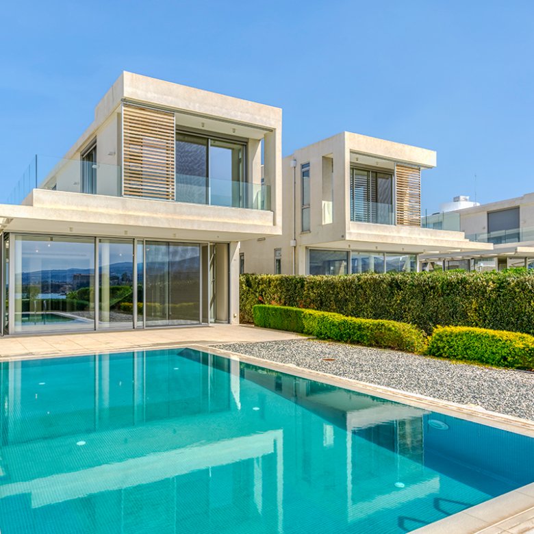 Paphos Property Five Bedroom Villa in Gated Complex