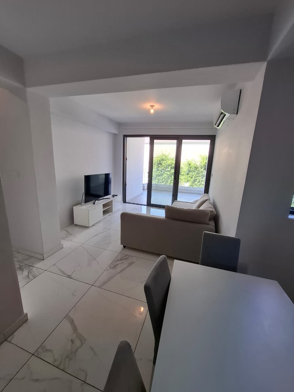 2-bedroom-apartment-for-rent-in-larnaca-4.jpeg Larnaca Property Two Bedroom Apartment
