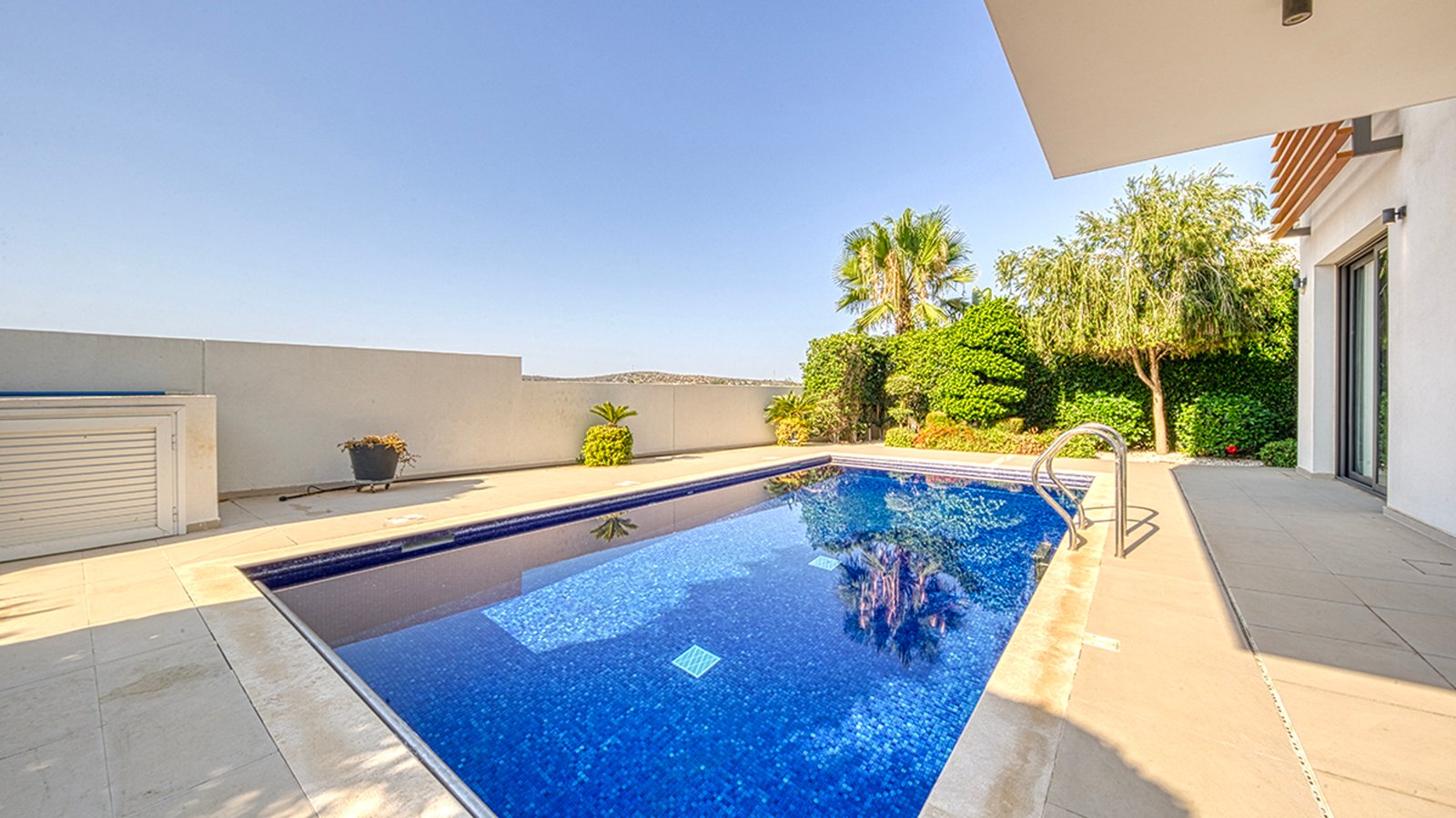 Limassol Property Stylish Three Bedroom House