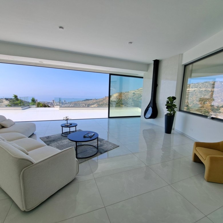 Limassol Property Luxury Eight Bedroom Villa