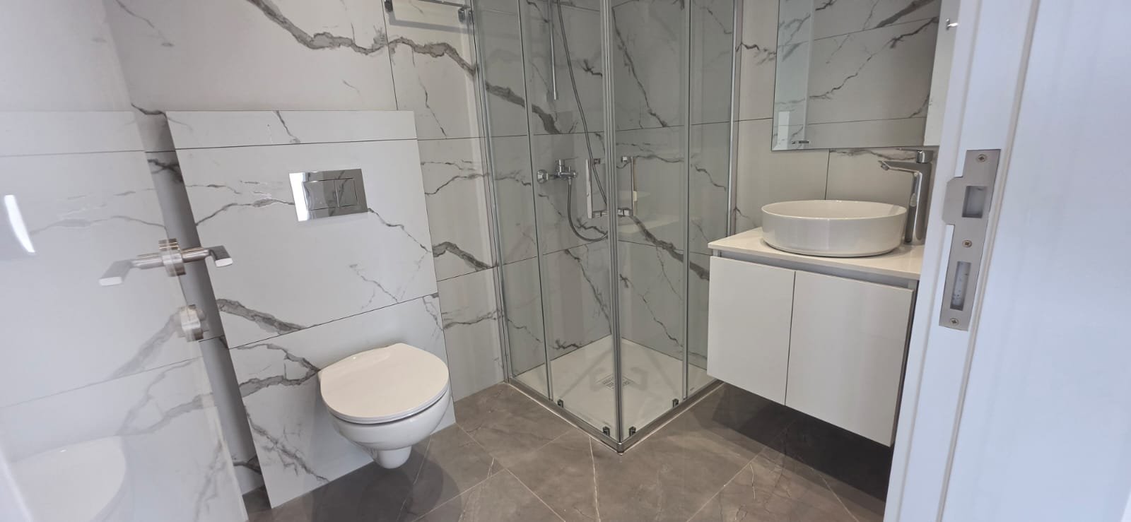 Limassol Property Modern Three Bedroom Penthouse