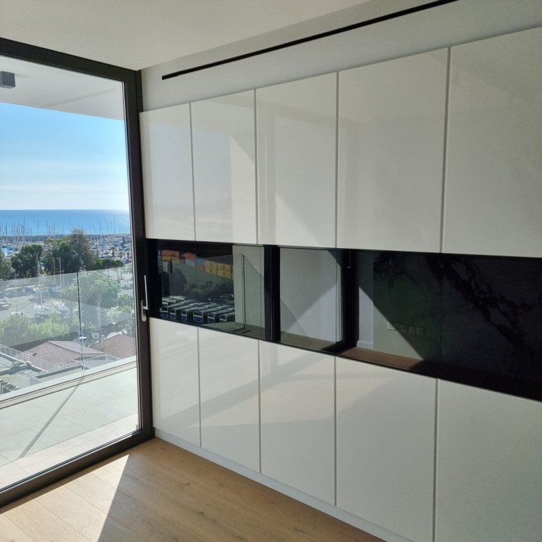 Larnaca Property Three Bedroom Apartment with Sea View