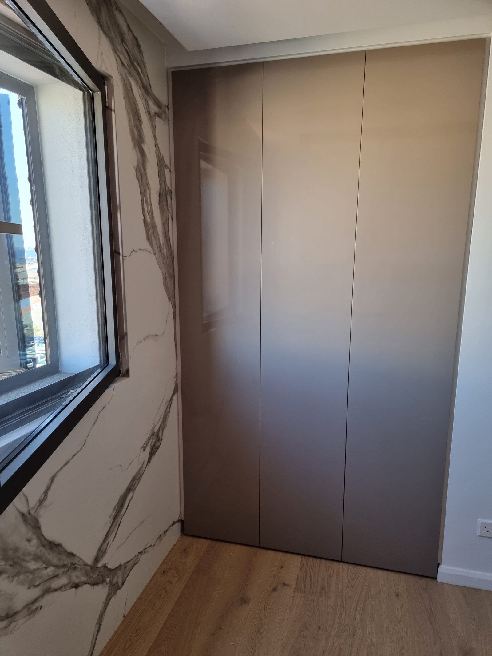 Larnaca Property Three Bedroom Apartment with Sea View