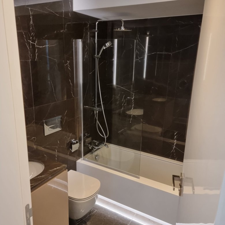 Larnaca Property Three Bedroom Apartment with Sea View