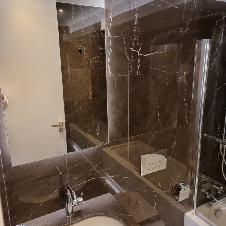 Larnaca Property Three Bedroom Apartment with Sea View
