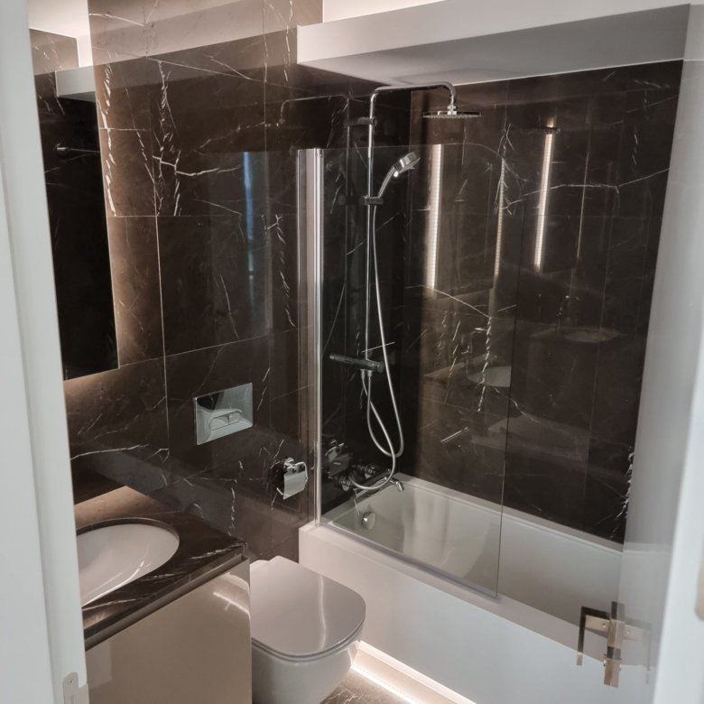 Larnaca Property Three Bedroom Apartment with Sea View