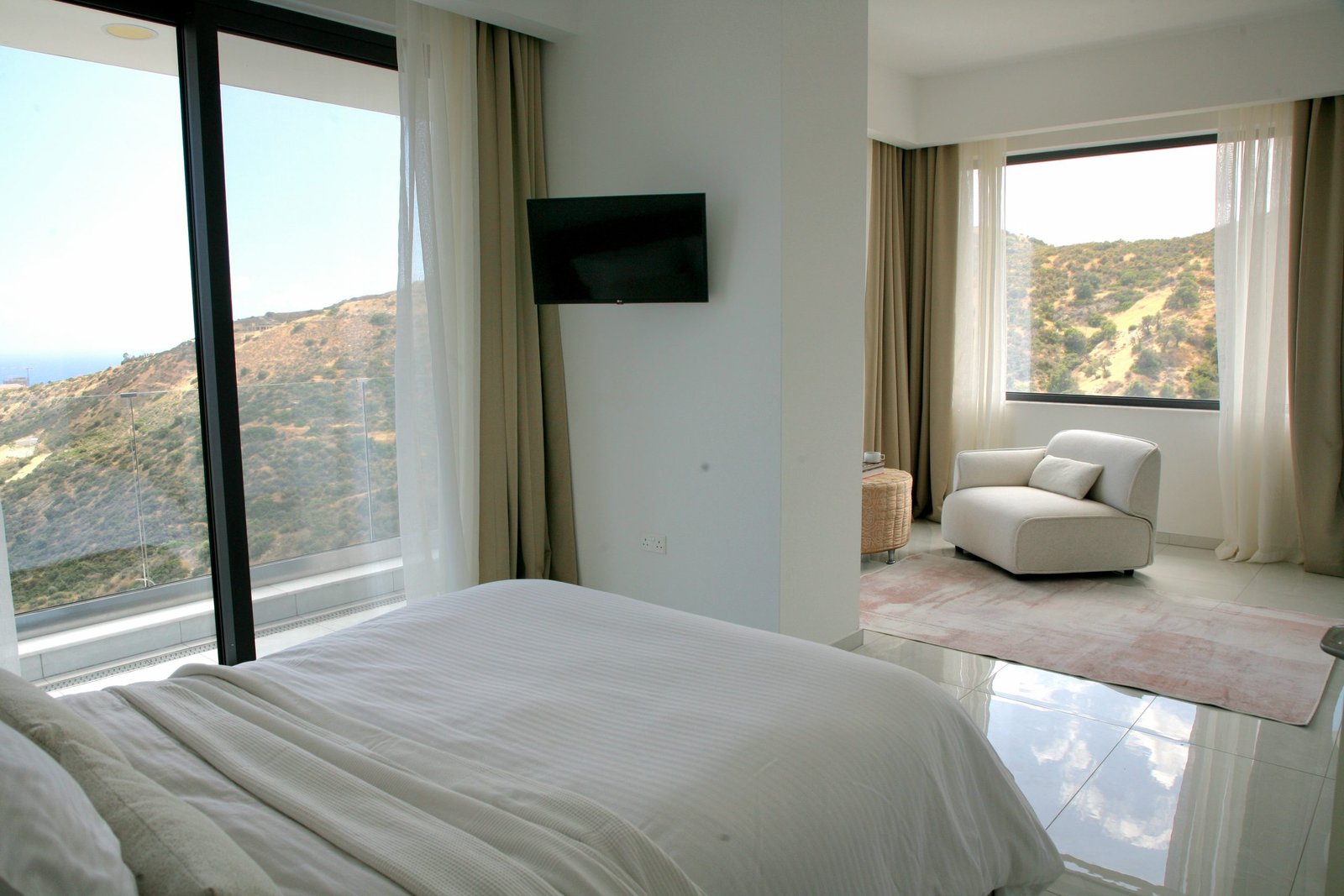 Limassol Property Luxury Eight Bedroom Villa