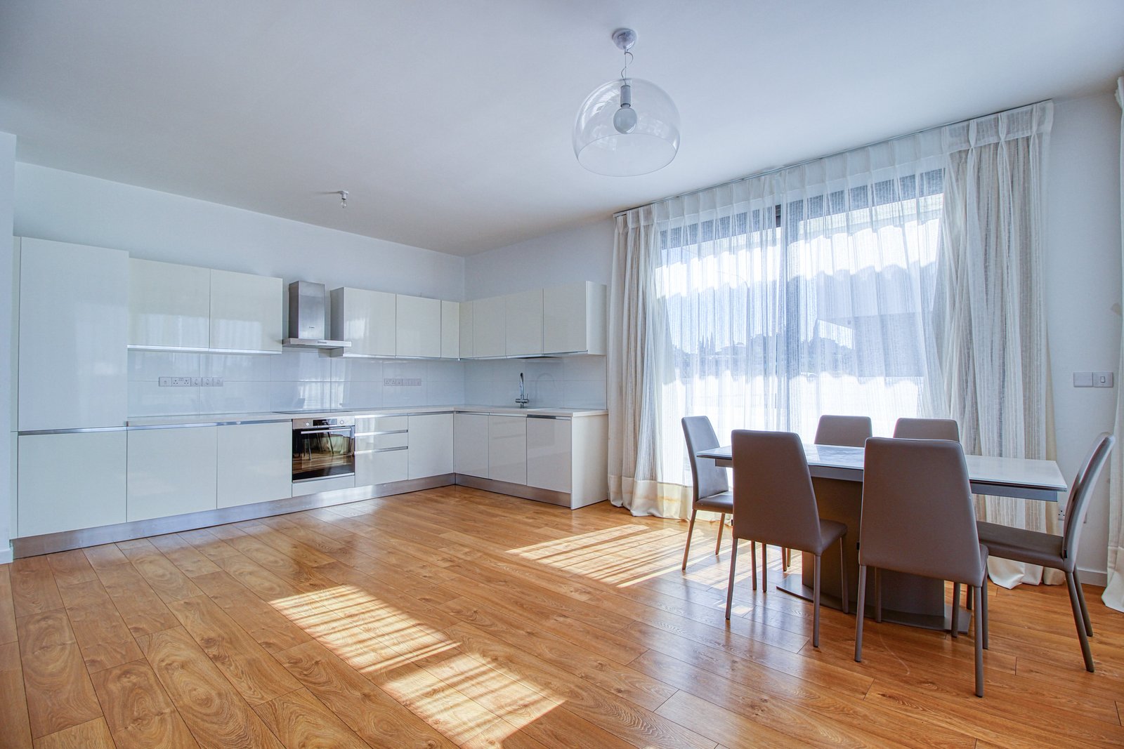 Limassol Property Stylish Three Bedroom House
