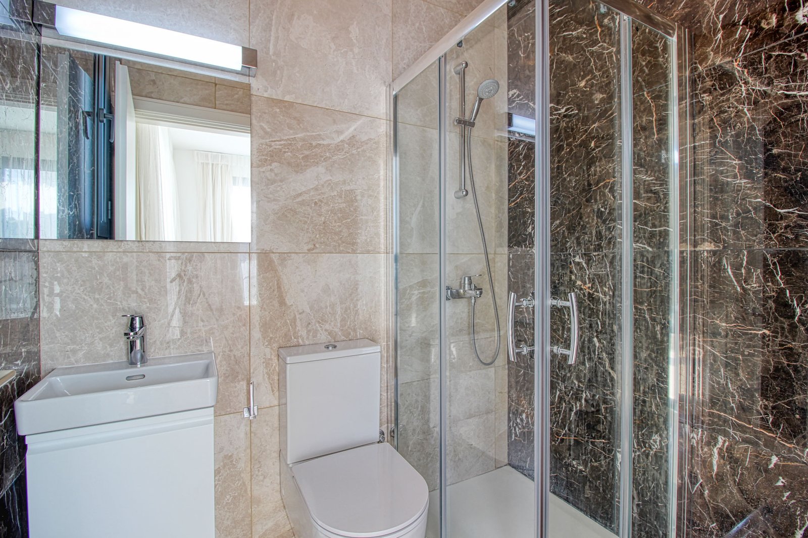 Limassol Property Stylish Three Bedroom House