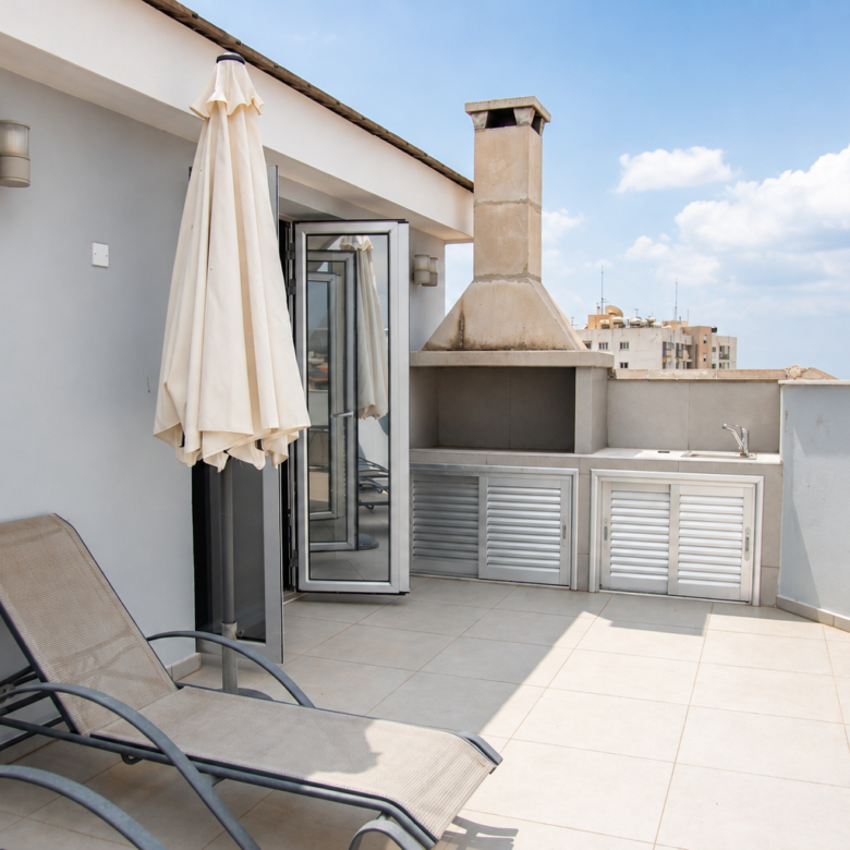Limassol Property Stylish Four Bedroom Penthouse
