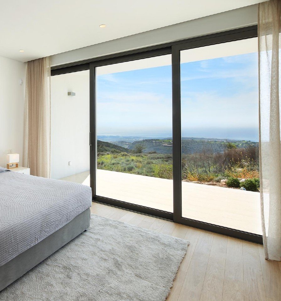 Paphos Property Luxury Four Bedroom Villa in Golf Resort