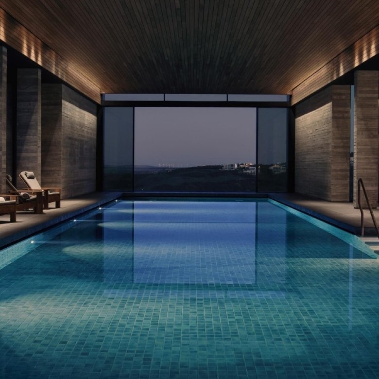 Paphos Property Luxury Four Bedroom Villa in Golf Resort