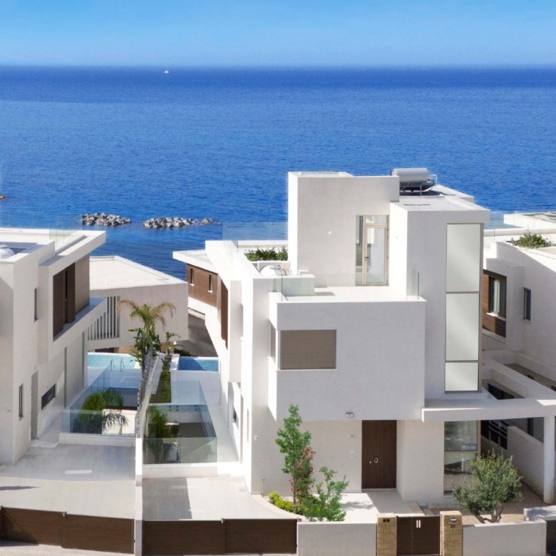 Paphos Property Beachfront Five Bedroom Villa