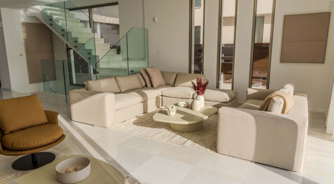 Paphos Property Beachfront Five Bedroom Villa