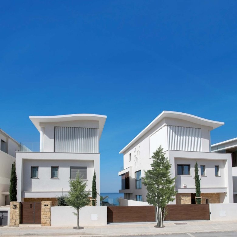 Paphos Property Beachfront Five Bedroom Villa